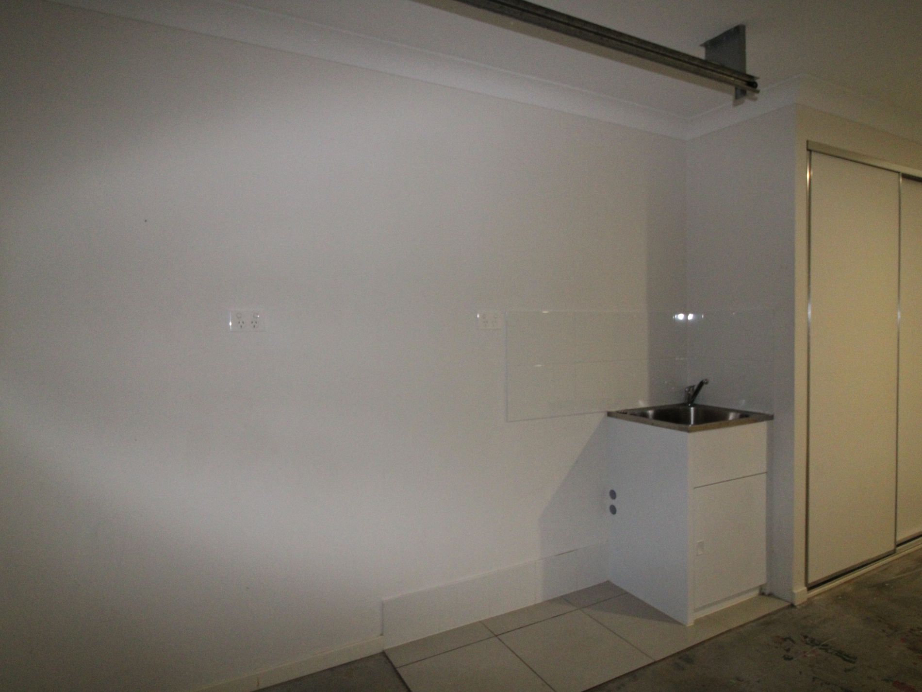 1 / 18 Goal Crescent, Griffin