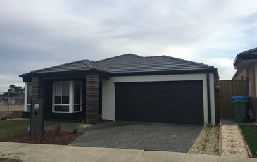 68 Viewbright Rd, Clyde North