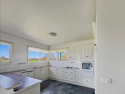 1220 Northwood Road, Northwood