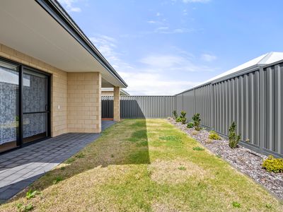 10 Gunwale Avenue, Port Kennedy