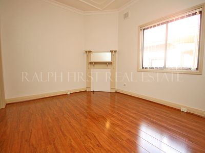 101 Dennis Street, Lakemba