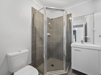35  Talana Hill Dr, Edmondson Park