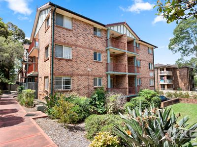 8 / 5-7 Priddle Street, Westmead