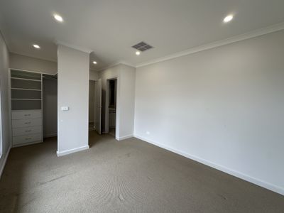 19 Gosfield Drive, Werribee