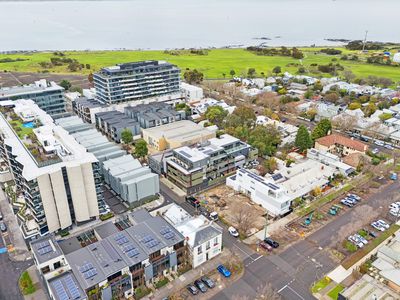 102 / 27 Aitken Street, Williamstown
