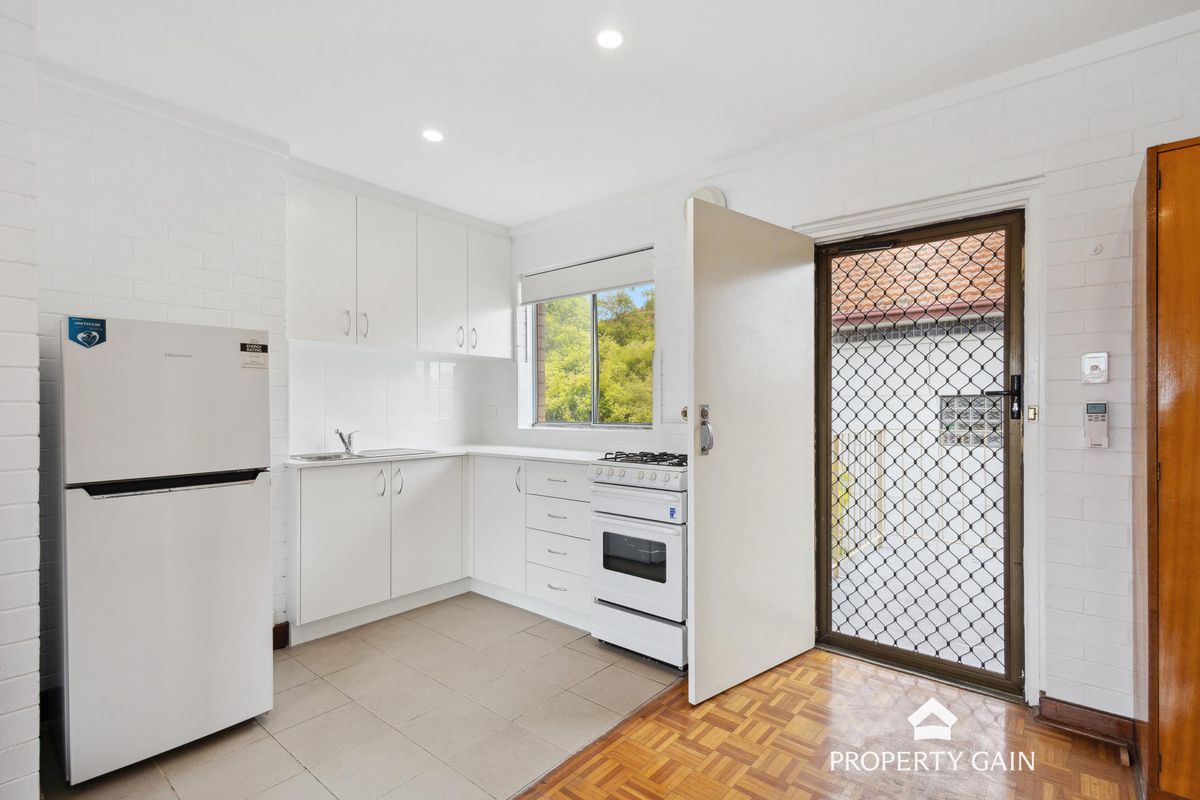 9 / 82 Broadway, Crawley