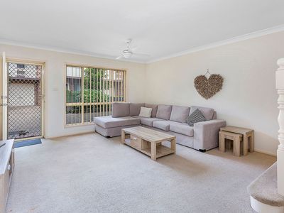 7 / 76-78 Pur Pur Avenue, Lake Illawarra