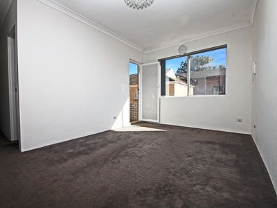 2 / 60 Shadforth Street, Wiley Park