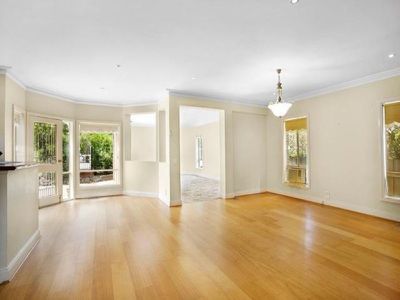 16 Barina Road, Glen Iris