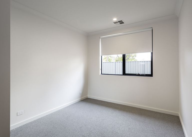 38 Ashbourne Avenue, Kingswood