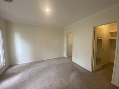 6 Secret Garden Way, Tarneit