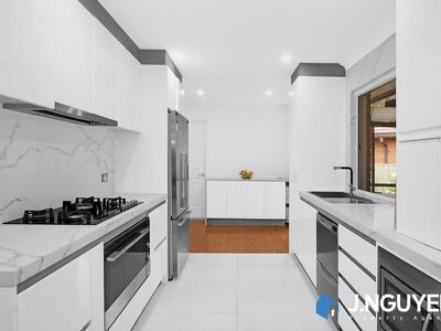 5A Edward Place, Canley Heights