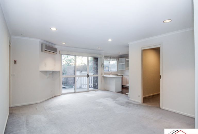 17 Talbot Road, Mount Waverley