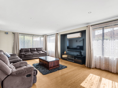 27 Kingsland Loop, Canning Vale