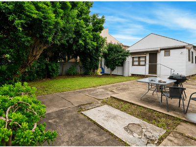 76 FOURTH AVENUE, Berala