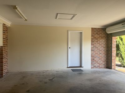 7 Cobden Place, Parkes