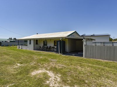 1 Fifth Street, Beachport