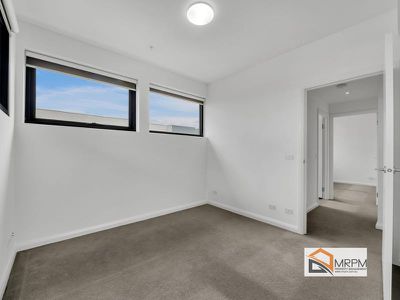 302 / 90 La Scala Avenue, Maribyrnong