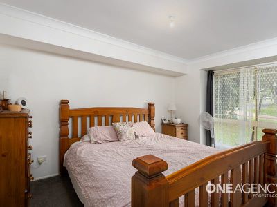 9 Solander Cct, Forest Lake