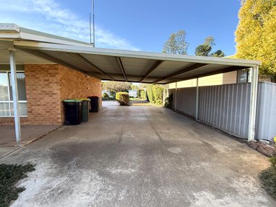 24 Brooks Crescent, Darlington Point
