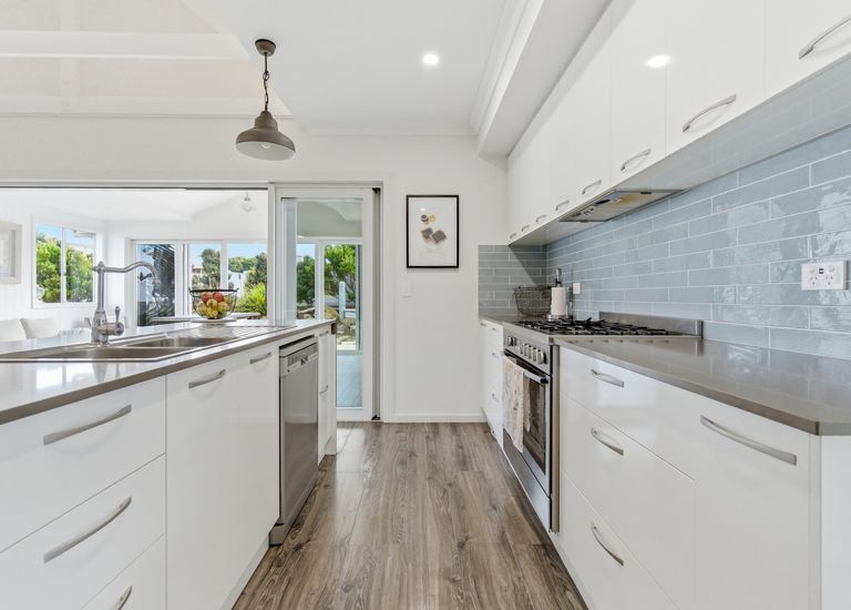 18 Atlantis Avenue, Portland