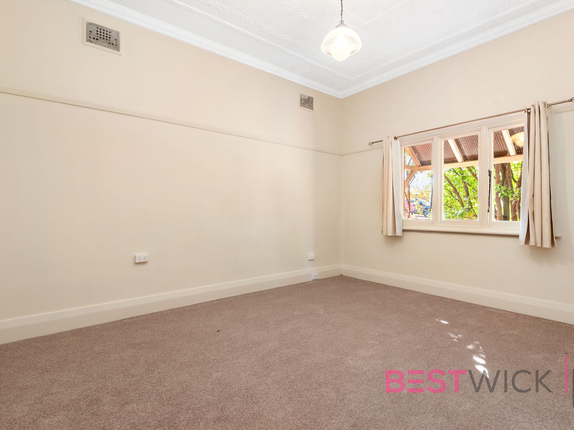 200 Bentinck Street, Bathurst