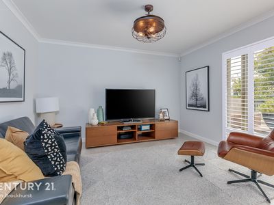 25 Pantheon Avenue, North Coogee