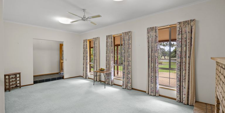 31 Shiffner Street, Violet Town
