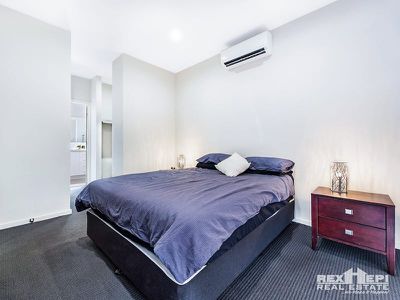 8 Coberley Way, Cranbourne North