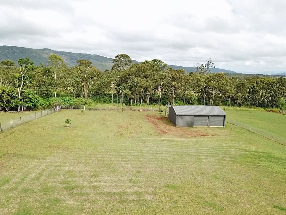 21 Moffat Drive, Tolga