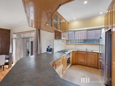 4 / 26 Victoria Avenue, Springvale