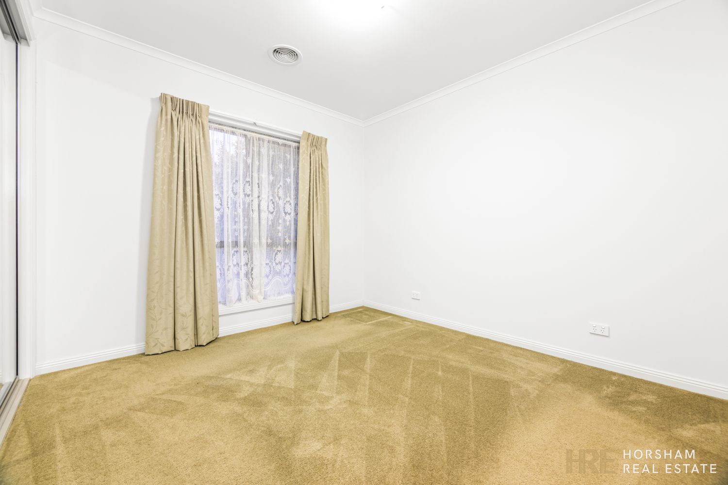 1 Harders Street, Horsham