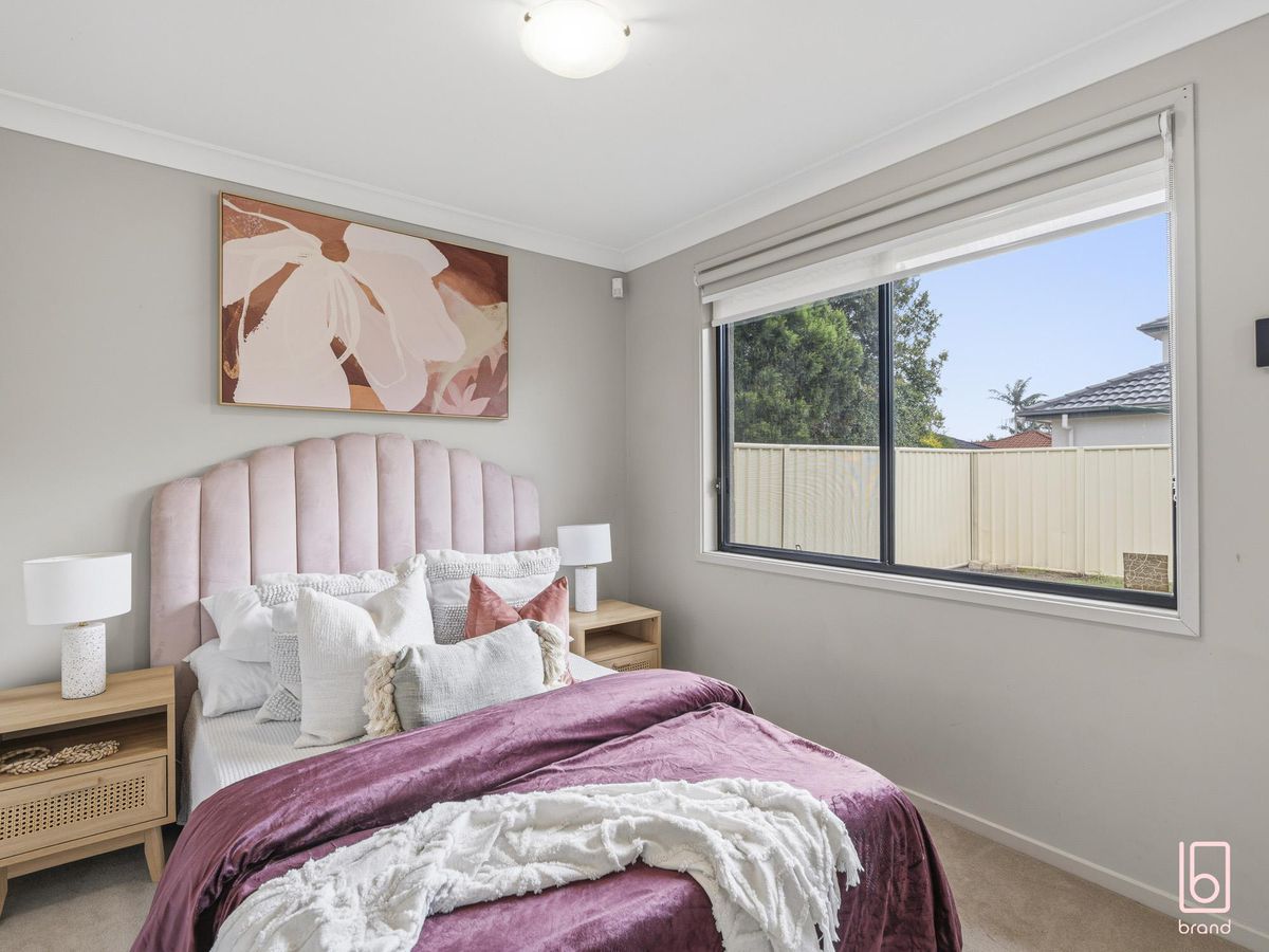 30 Skyhawk Avenue, Hamlyn Terrace