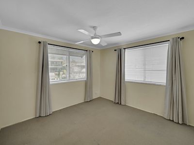 2 / 8 Victor Street, Alexandra Headland