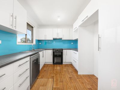 16 White Swan Avenue, Blue Haven