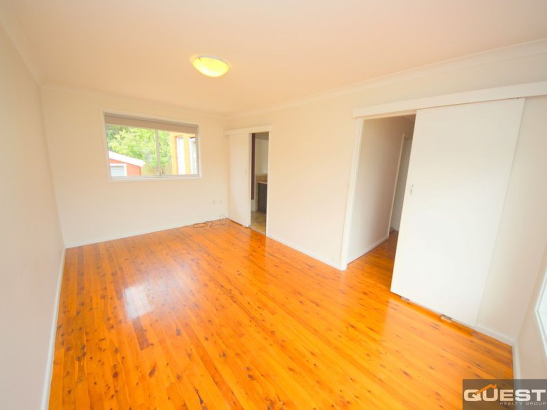 19 Lincoln Road, Georges Hall