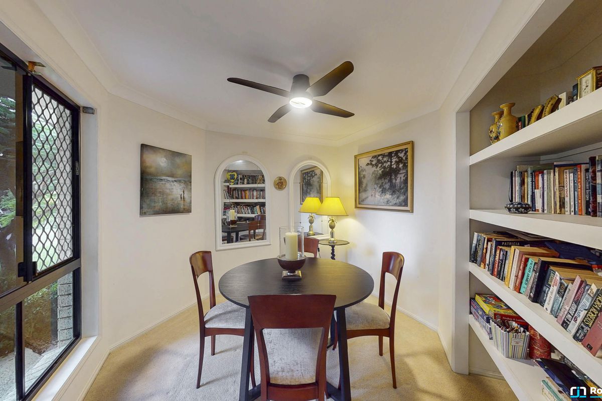 7 Nazeby Cres, Tewantin