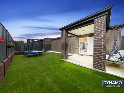 132 Debonair Pde, Craigieburn