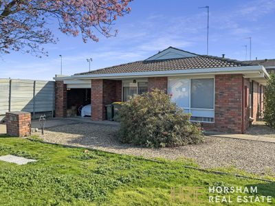 2 / 10 Gleed Street, Horsham