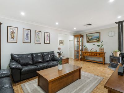 7 Dawn Close, Lurnea