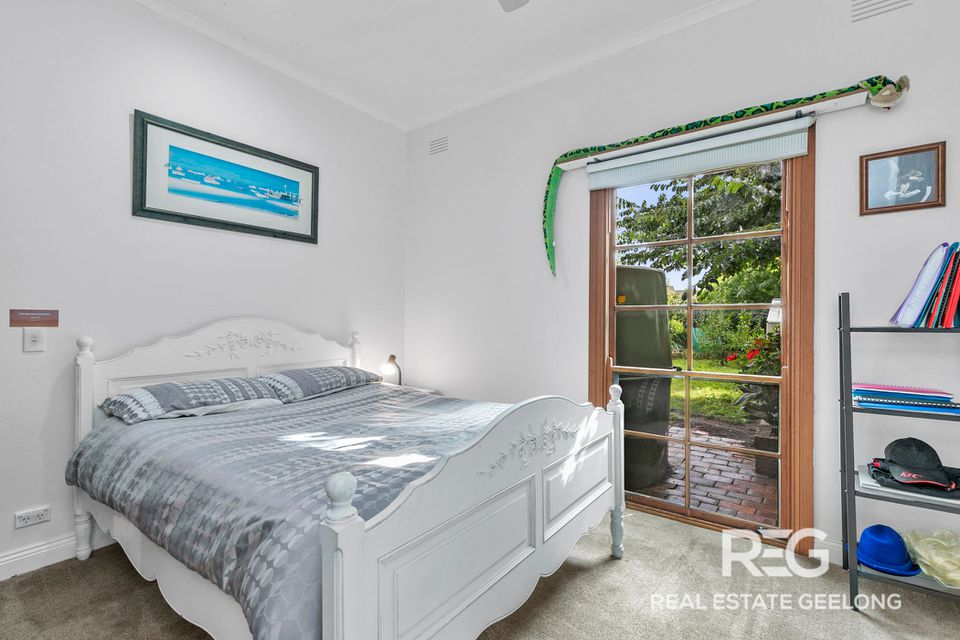 22 WANDANA DRIVE, Wandana Heights