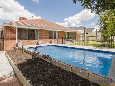 28 Newgain Cres, Carramar
