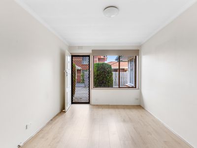 4 / 87 New Street, South Kingsville
