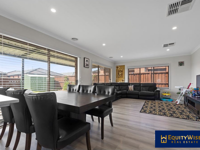51 Anniversary Avenue, Wyndham Vale