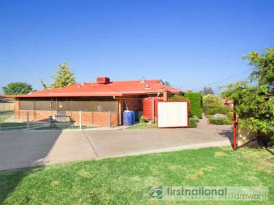 9 Frederick Street, Tamworth