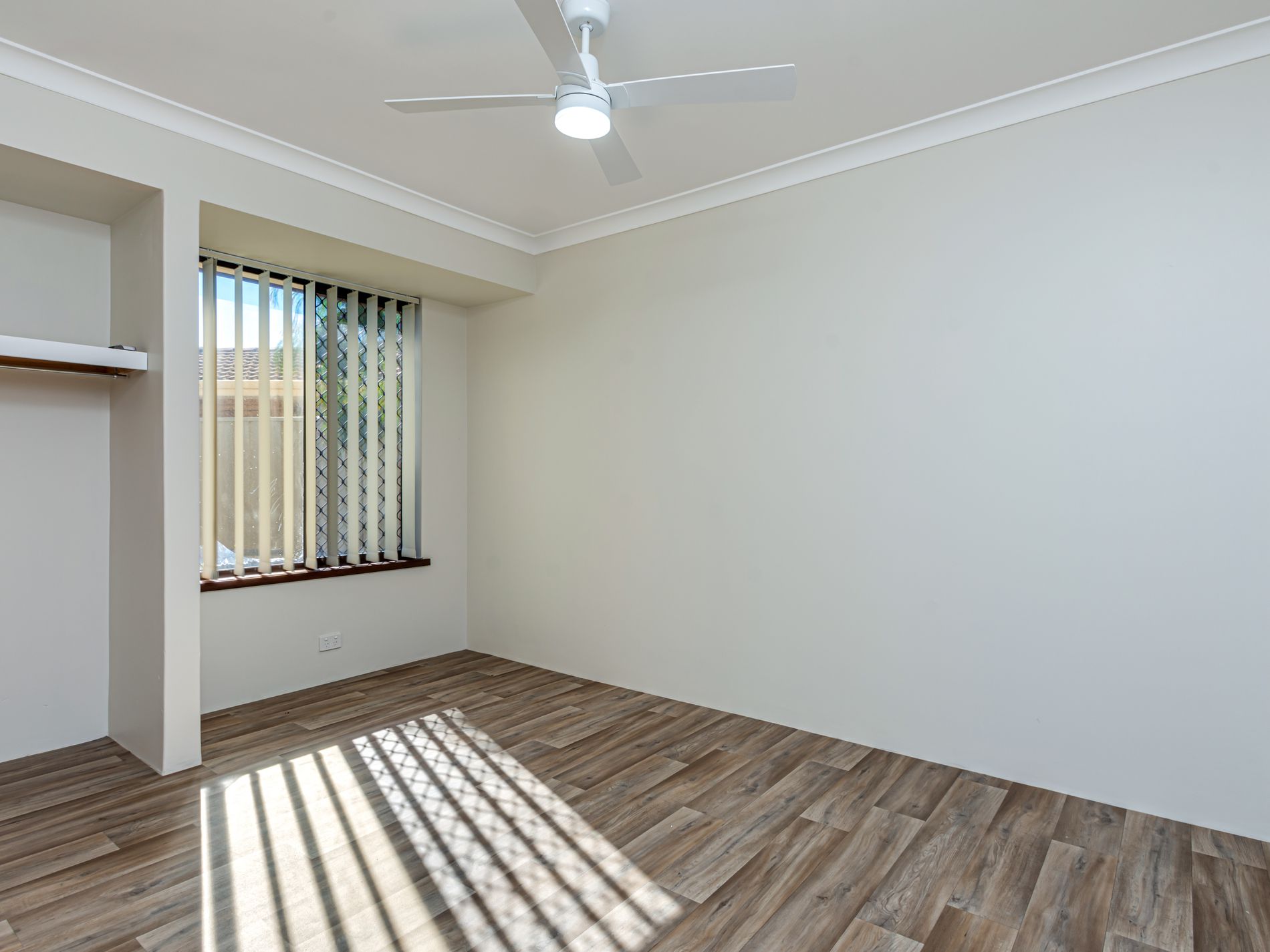 1 Newquay Close, Yanchep