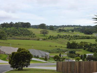 8 Snowwood Avenue, Maleny
