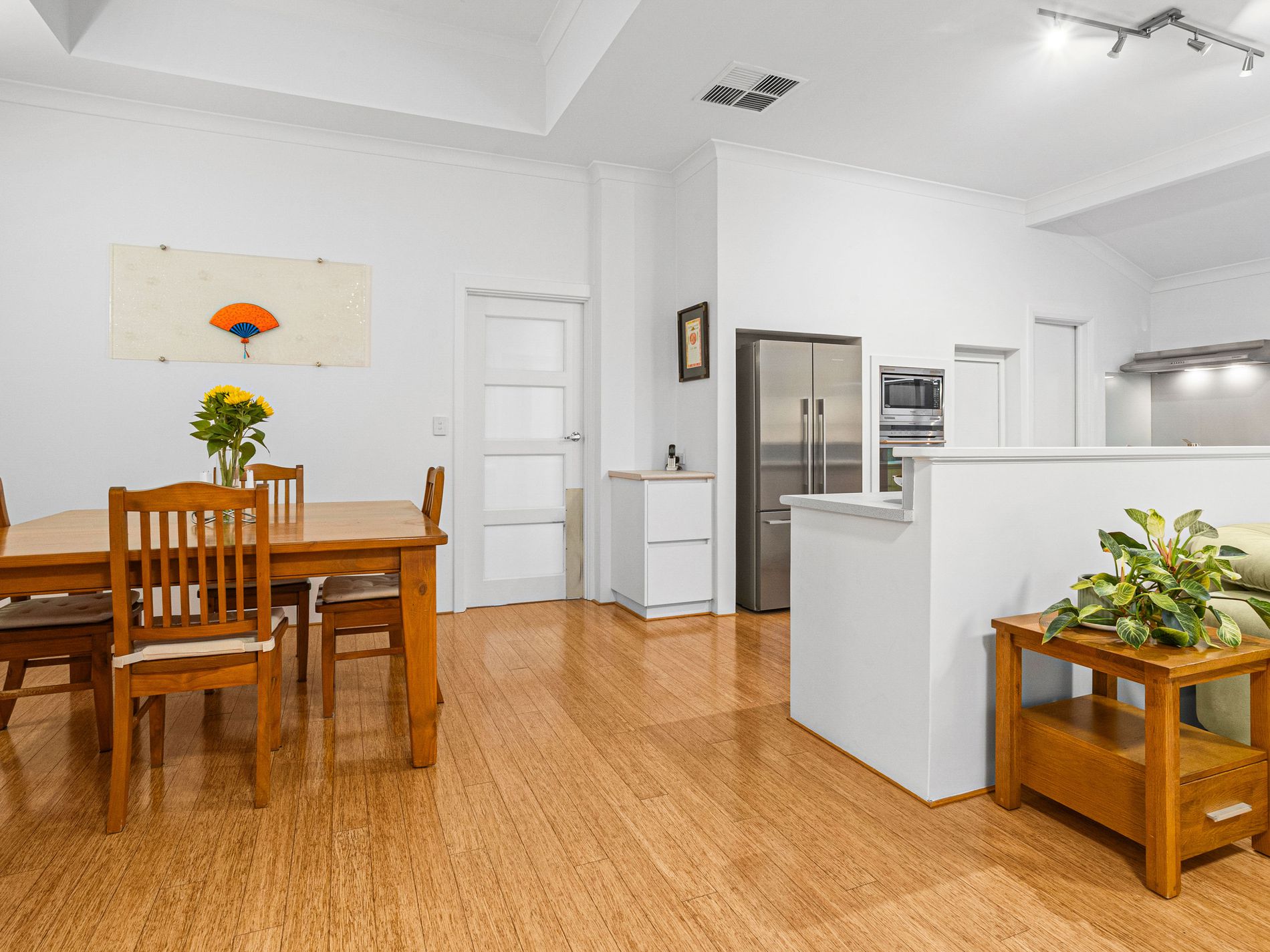 31 Simmonds Parade, Winthrop