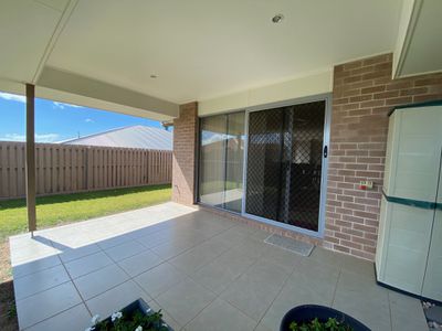 3 O'Connell Pde, Urraween