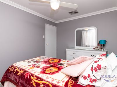11 Robinia Rise, Helena Valley